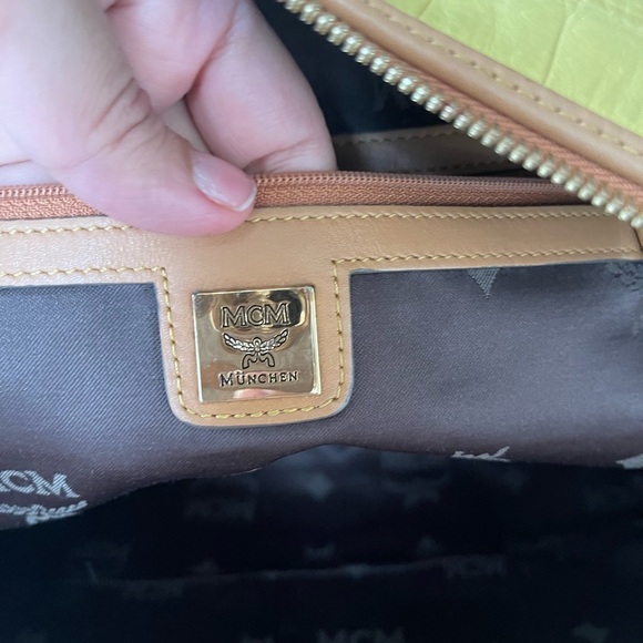 Authentic MCM Visetos shoulder crossbody bag (E11) - Picture 14 of 16